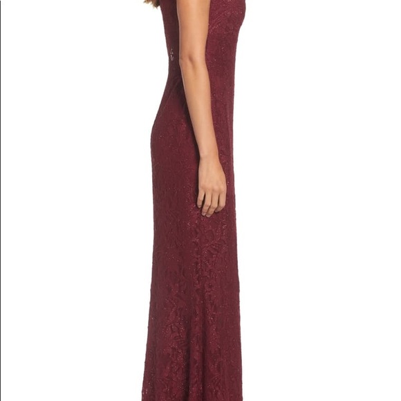 Like New! One-Shoulder Gown Prom Dress - Picture 14 of 15